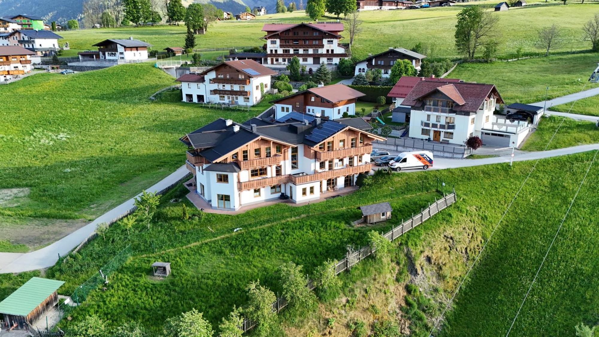 La Montana - Ski & Hiking Lodge Schladming Zewnętrze zdjęcie